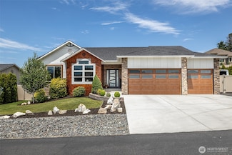453 Spruce Ct NW, East Wenatchee, WA 98802