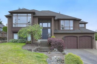 11327 SE 60th Ct, Bellevue, WA 98006
