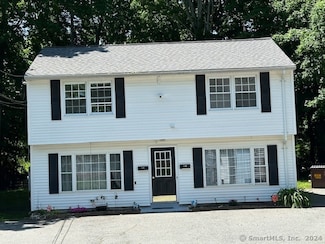 17 Commerce St Unit 17B, Clinton, CT 06413