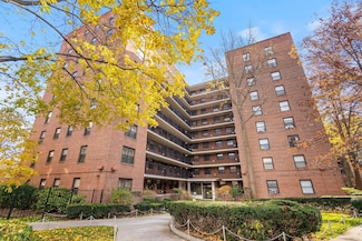 35-11 85th St Unit 8N, Jackson Heights, NY 11372