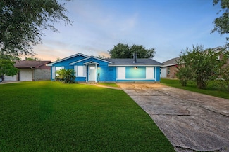 2205 21st Ave N, Texas City, TX 77590