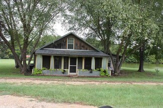 444 Highway 355 N, Nashville, AR 71852