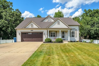 5272 Stapleton Dr, Kalamazoo, MI 49009