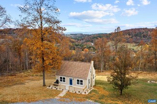 147 Chestnut Dr, Staunton, VA 24401