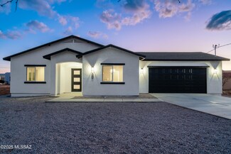 1838 Fortis Ct, Rio Rico, AZ 85648