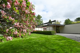 931 Ponus Ridge, New Canaan, CT 06840