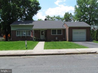1518 Greenview Ave, Reading, PA 19601