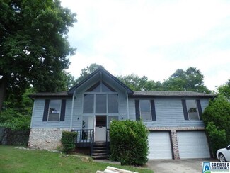 1045 Belwood Cir, Fairfield, AL 35064