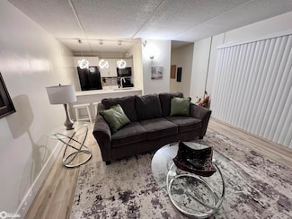 2700 N Shore Dr Unit 201, Clear Lake, IA 50428