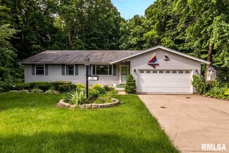 181 Heritage Dr, MacKinaw, IL 61755