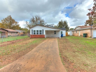 1616 W Mississippi Ave, Chickasha, OK 73018