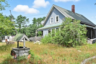 23 Jugtown Rd, Naples, ME 04055