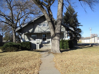 404 W 10th St, Goodland, KS 67735
