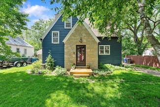 4705 Gordon Ave, Monona, WI 53716