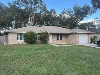 138 Debary Dr, Debary, FL 32713