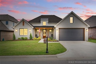 10215 E 121st Place S, Bixby, OK 74008