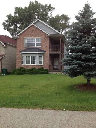 23490 N Garden Ln, Lake Zurich, IL 60047