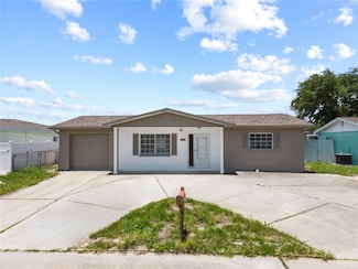 8247 Saybrook Dr, Port Richey, FL 34668