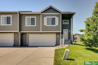 19603 Weir St, Omaha, NE 68135