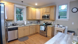 10 Savin Hill Ave Unit 2, Dorchester, MA 02125