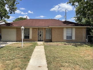 10715 Segrest Dr, Houston, TX 77047