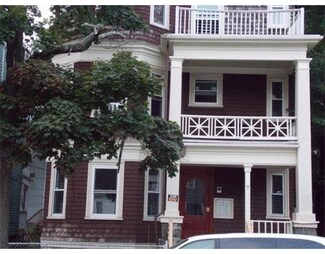 7 Wainwright St, Dorchester Center, MA 02124