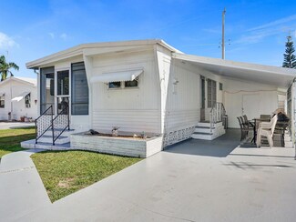 8560 SW 18th Ct, Davie, FL 33324