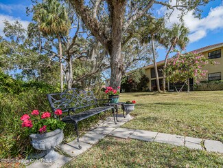 400 18th St Unit J-8, Vero Beach, FL 32960