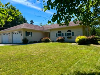 7 Parkview Rd, Southwest Harbor, ME 04669