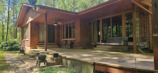 251 Rays Rd, Ellington, MO 63638