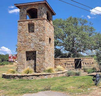 212 Red Hawk Dr, Marble Falls, TX 78654