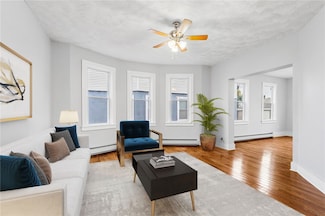 176 Reynolds Ave, Providence, RI 02905