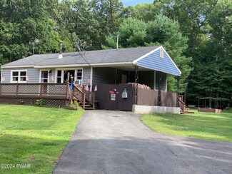 138 Winfield Rd, Hawley, PA 18428