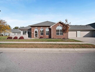 7103 Southlake Knoll Dr, Fort Wayne, IN 46815
