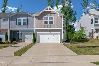 212 Brook Farm Ln, Fuquay Varina, NC 27526