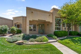 12116 Coral Dawn Rd NE, Albuquerque, NM 87122