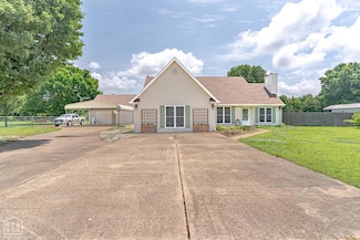 13326 Dixie Ln, Trumann, AR 72472
