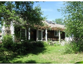 74 Hartford Ave W, Mendon, MA 01756