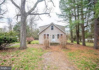805 Washington Ave, Williamstown, NJ 08094
