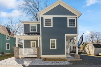 26 Albany Ave, Round Lake, NY 12151