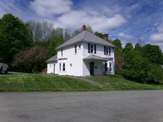 117 Middle St, Newport, VT 05855