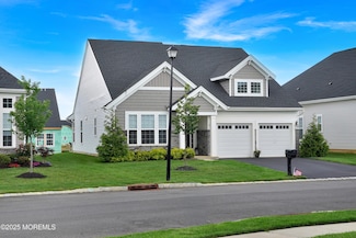 69 Starlight Dr, Monroe Township, NJ 08831