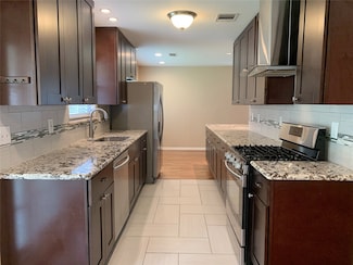 4314 Warm Springs Rd, Houston, TX 77035