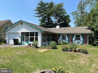 30 Bermuda Cir, Willingboro, NJ 08046