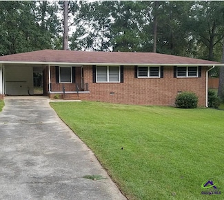 2935 Southshore Dr, Macon, GA 31204