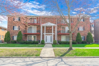 21 S Waiola Ave Unit 2, La Grange, IL 60525