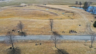 0 Stone Circle Dr Unit MIS25076611, Brighton, IL 62012