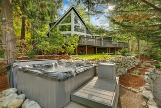16421 56th St SW, Longbranch, WA 98351