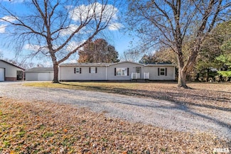 2265 Jostes Rd, Rochester, IL 62563