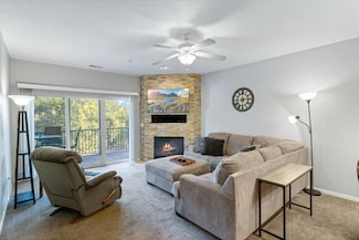 464 Cedar Heights Dr, Camdenton, MO 65020